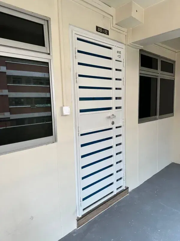 hdb main gate design-HDB50454