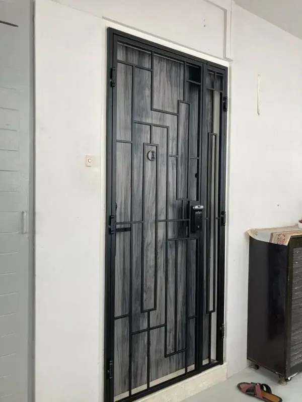 hdb-metal-gate
