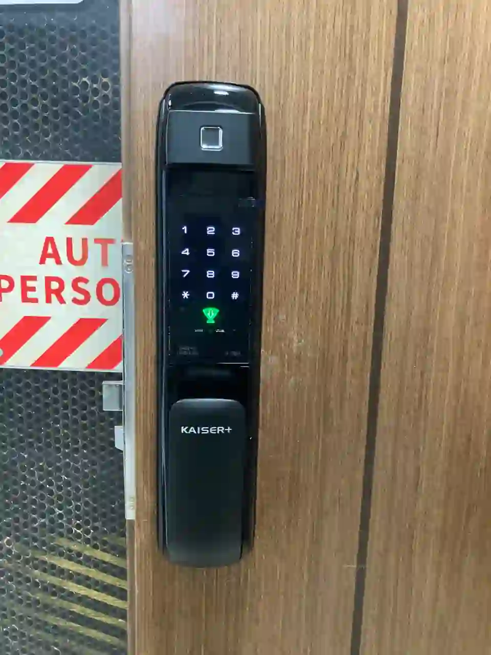 Kaiser H7891 Digital Door Lock Installation Section