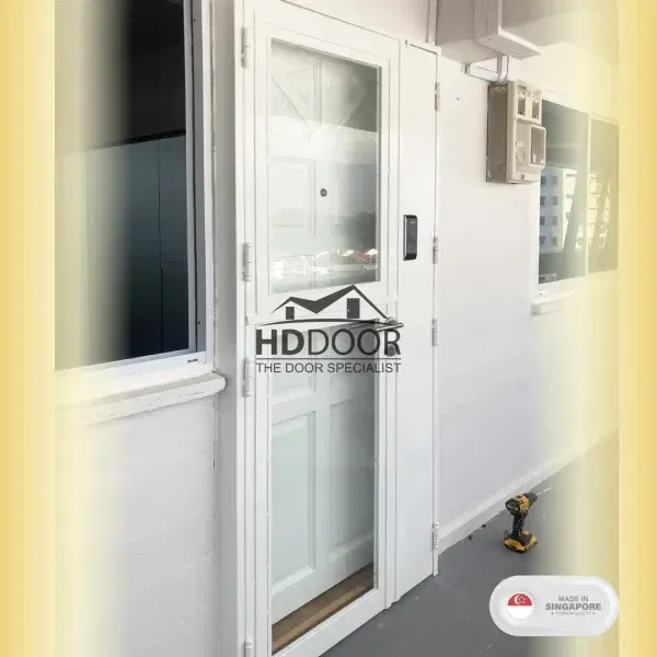 white-Dutch-gate-with-glass-panel-singapore-SKC31380